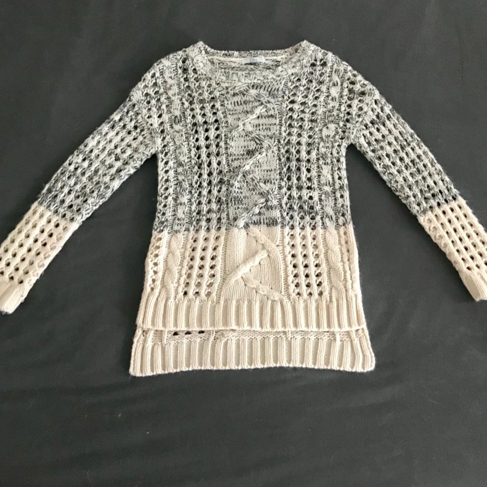 Cable Knit Color Block Sweater - Picture 5 of 9